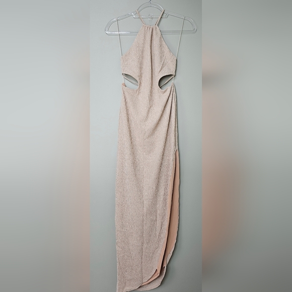 RUMER Women's Willow Cut Out Sleeveless Maxi Dress, GOLD Sparkle, Size MED - Picture 4 of 14